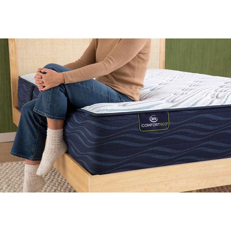 Serta Q30LTX Plush Mattress (Queen) IMAGE 8