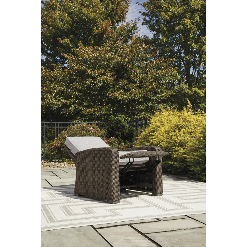 Signature Design by Ashley Outdoor Seating Recliners P791-825 IMAGE 7